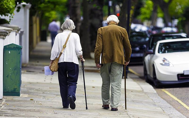  Walking Tall: How a Cane Can Improve Posture and Balance for Better Mobility