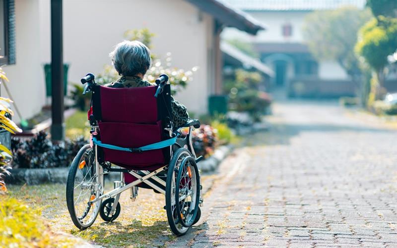 Safe and Smooth Rides: The Best Drive Wheelchairs for Elderly Individuals